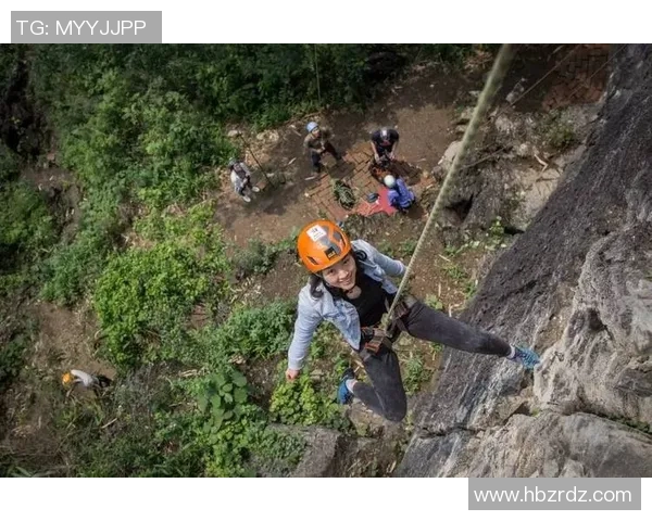 李强的攀岩人生：从初学者到顶尖高手的心路历程与成长故事